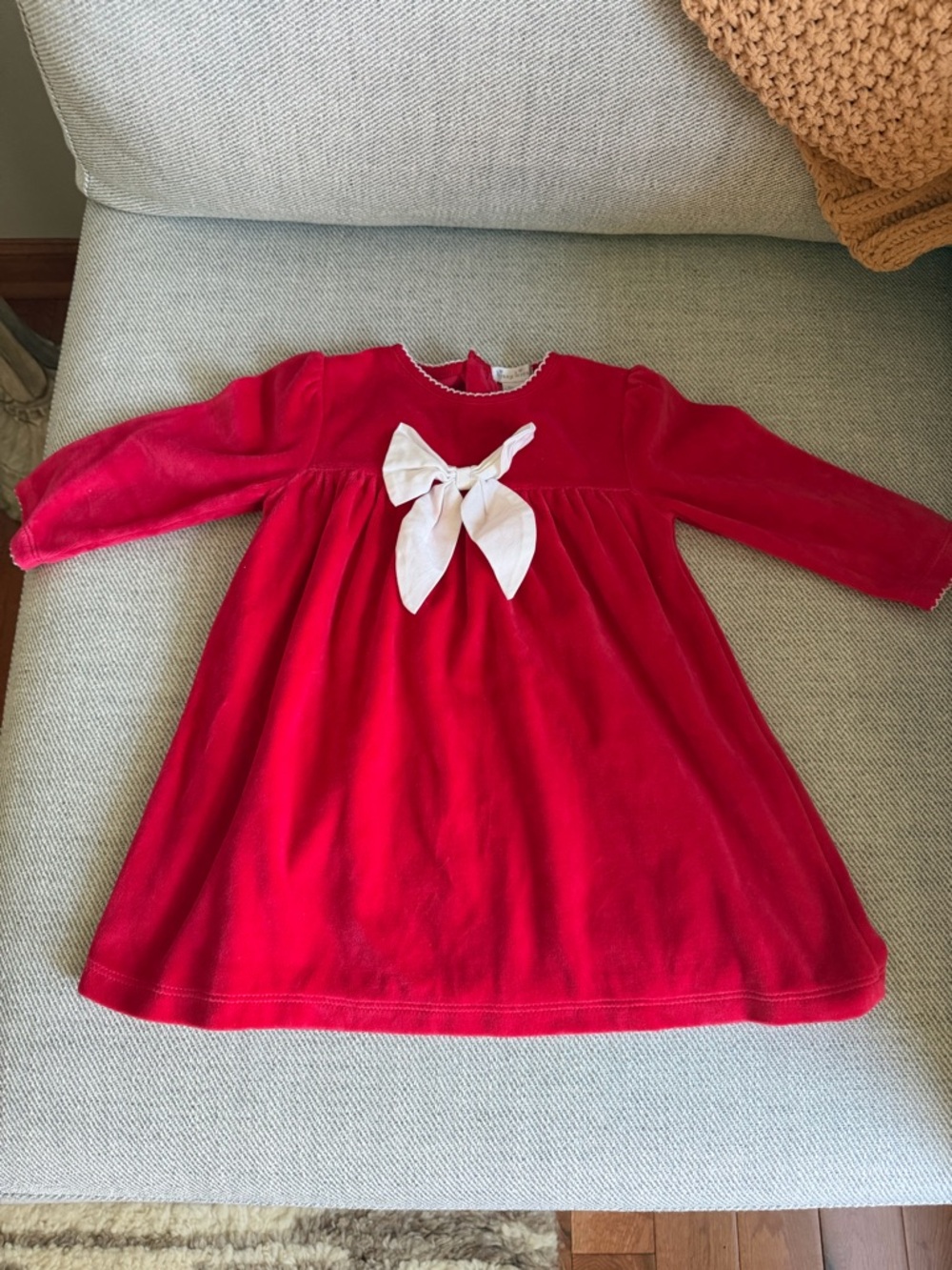 Like New - Kissy Kissy - Red velvet dress with white bow